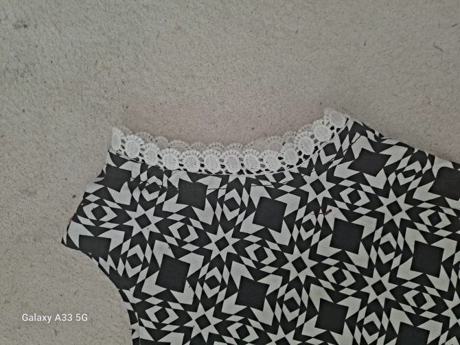 Black Floral 2PC - Image 5