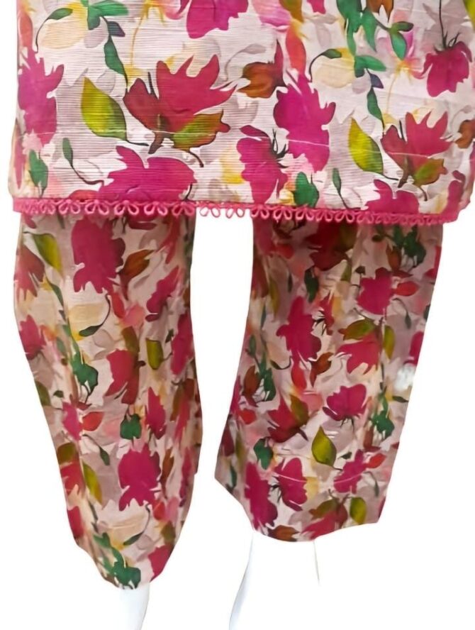 Red Blossom Vibes - Image 3