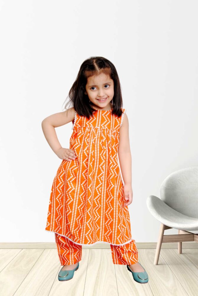 Chunriii Print with Trouser - Image 2